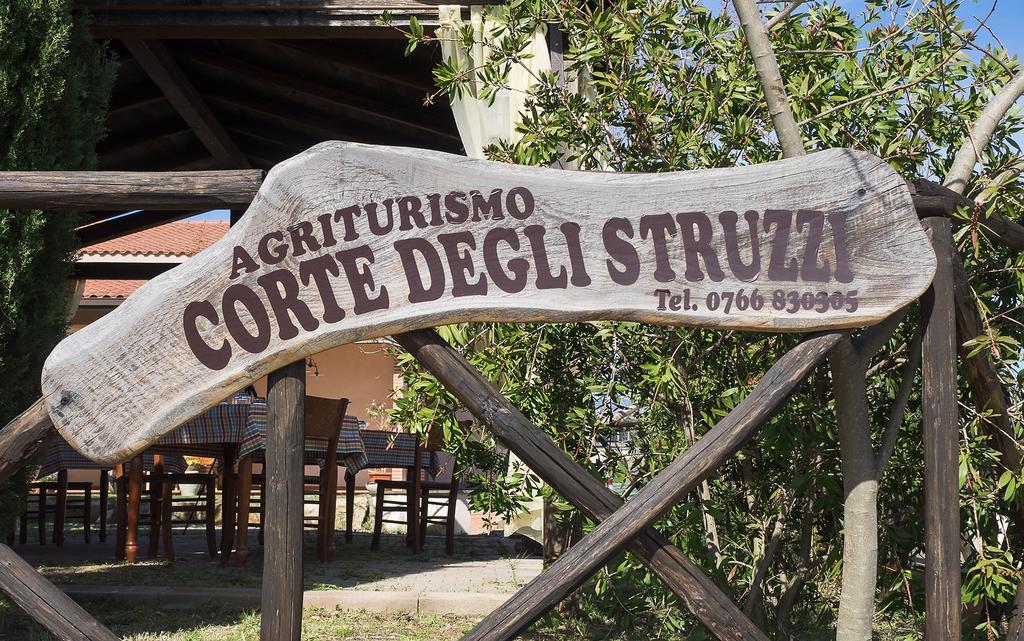 B&B Corte Degli Struzzi Пеша-Романа Экстерьер фото