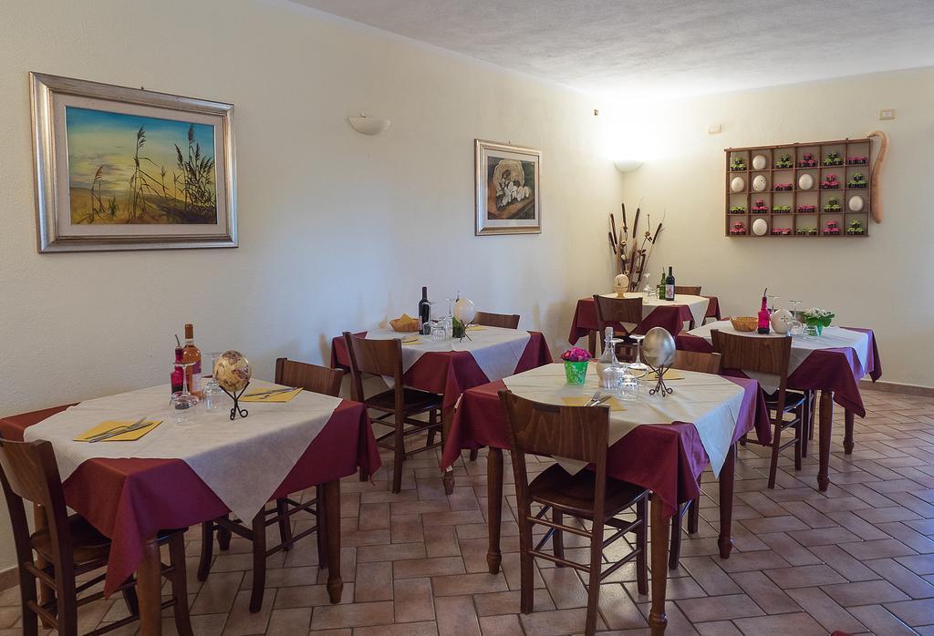 B&B Corte Degli Struzzi Пеша-Романа Экстерьер фото